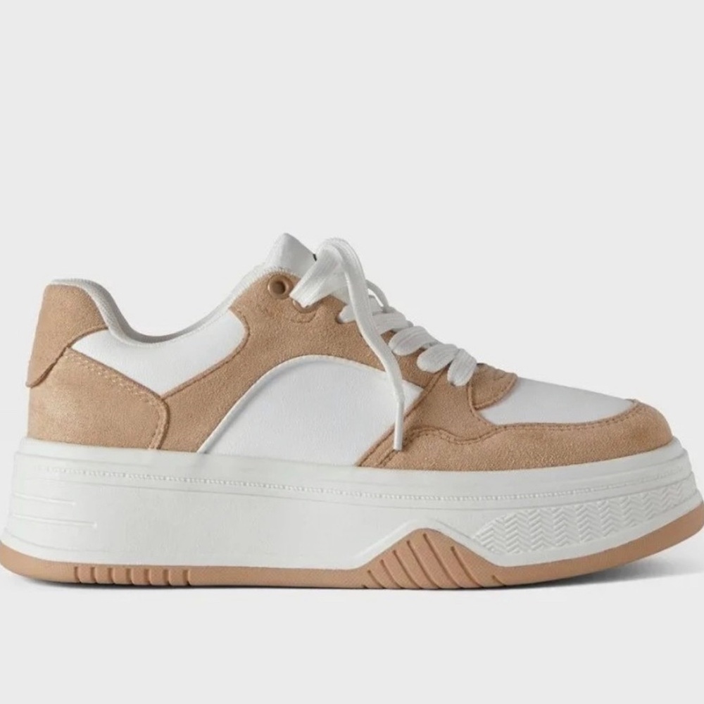 Fabletics White and Tan Platform Sneakers Women’s 8 Suede and Leather